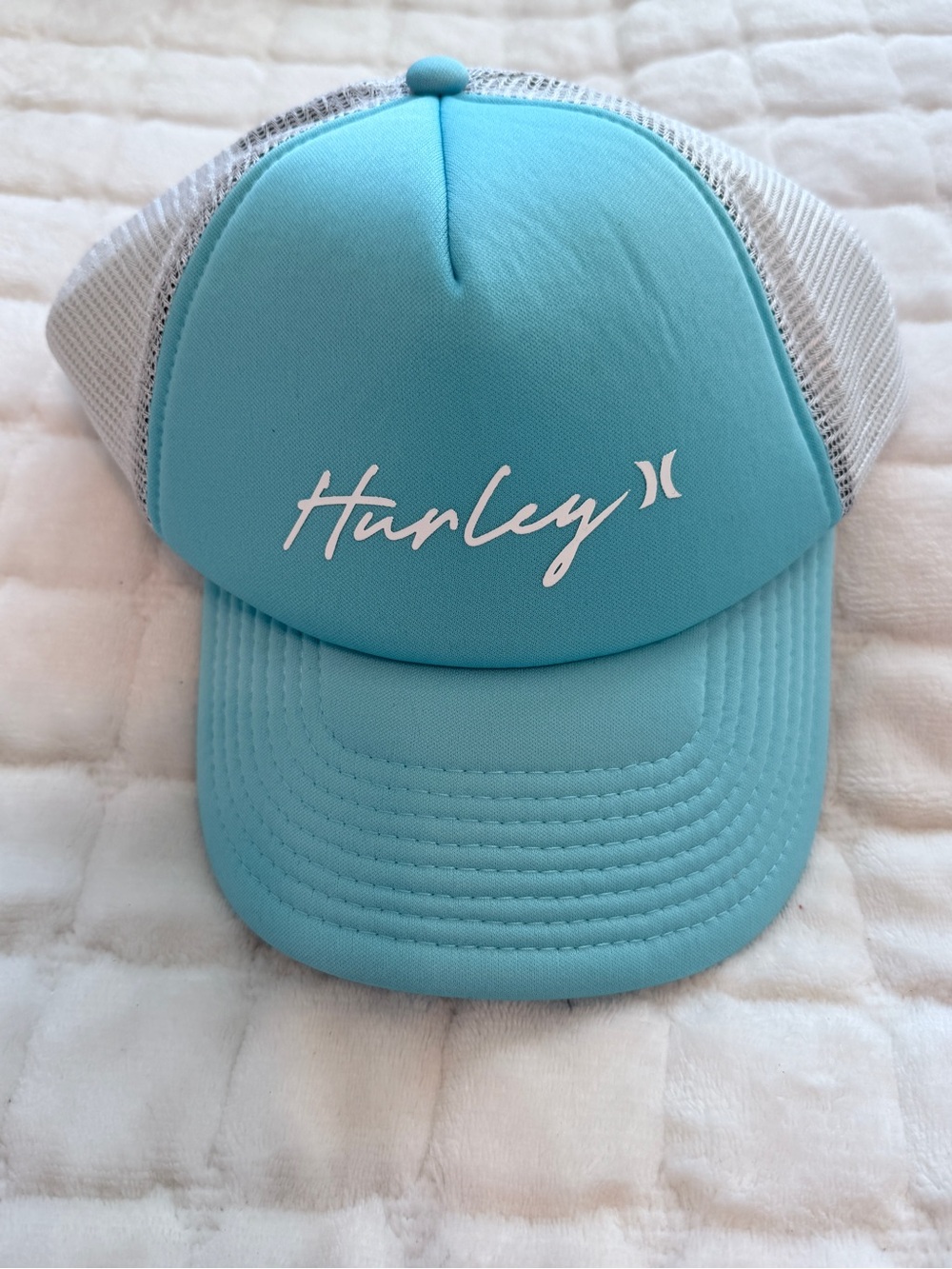 Hurley Light Turquoise and White Mesh Trucker Hat (Brand New with liner insert)